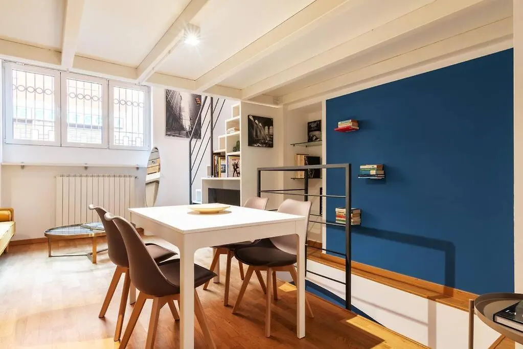 Serena'S Blue Home In Dergano Milan